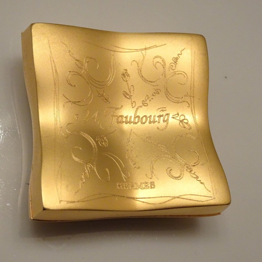 Auth HERMES Paris Compact Faubourg Perfume Fragrance Powder Case Scarf Design